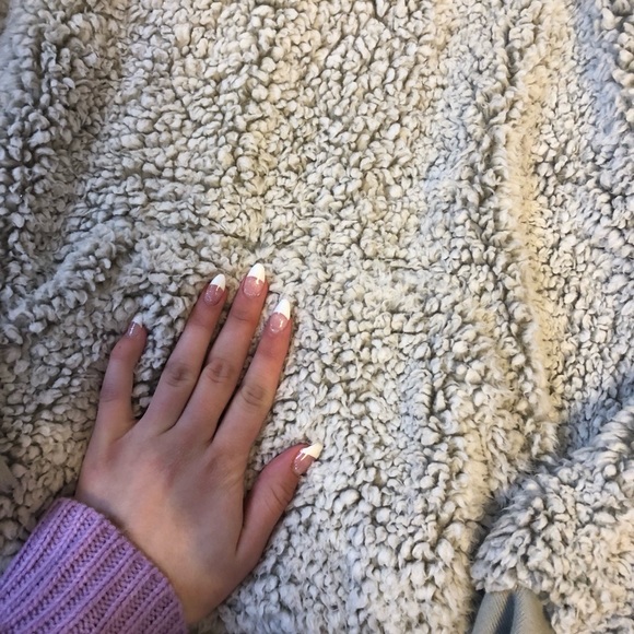 Thread Supply Super Soft Sherpa V-Neck Hoodie - Picture 4 of 9